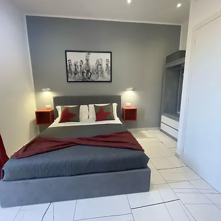 Laura 3* ラ・スペツィア